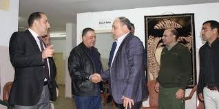 اللجنة الشعبية للاجئين تطلع المحافظ رمضان على برنامج إحياء ذكرى النكبة 69